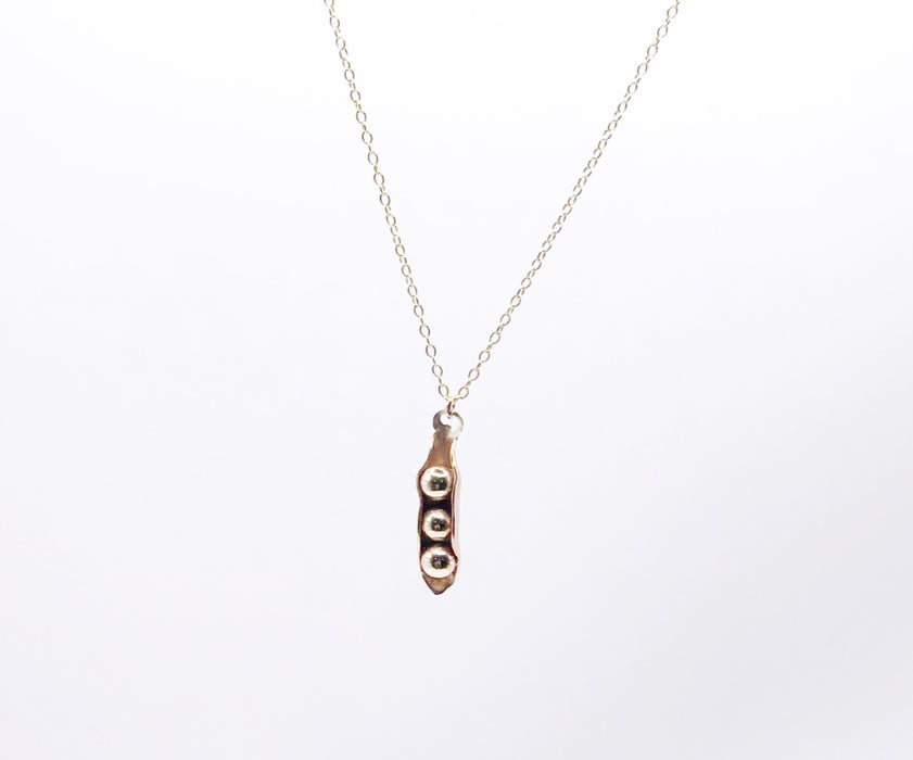 Silver pea store pod necklace